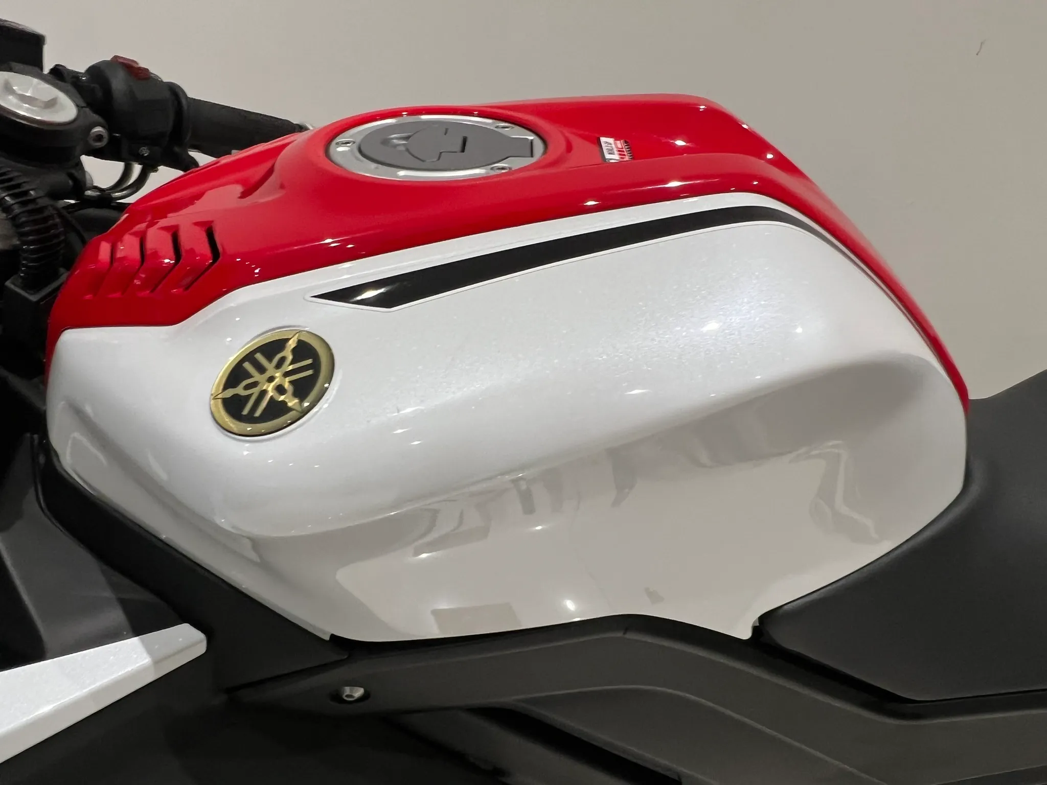 2022 Yamaha YZF-R125 ABS 60th Anniversary GP Edition — detail 13