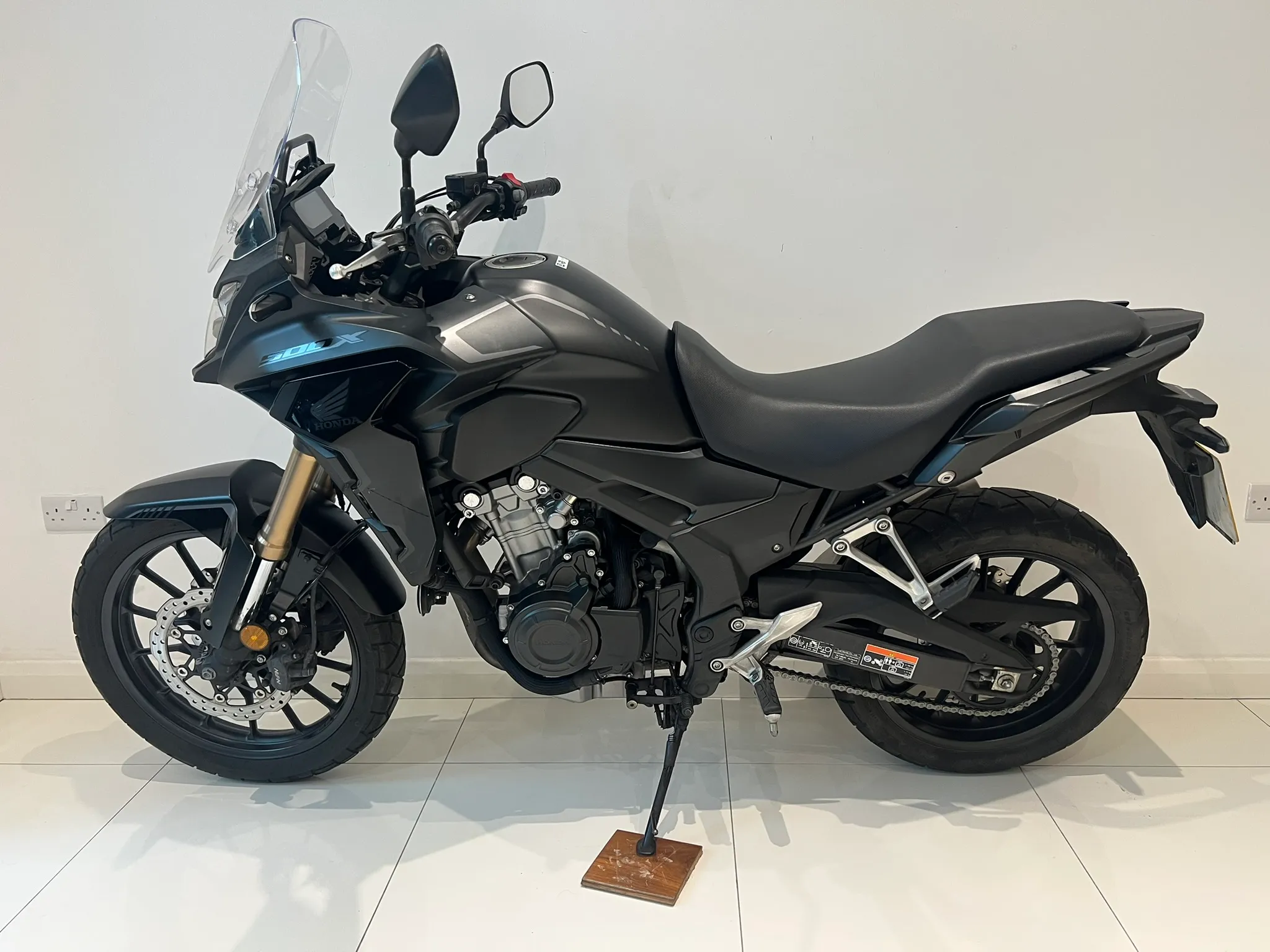 2023 Honda CB500X — detail 1