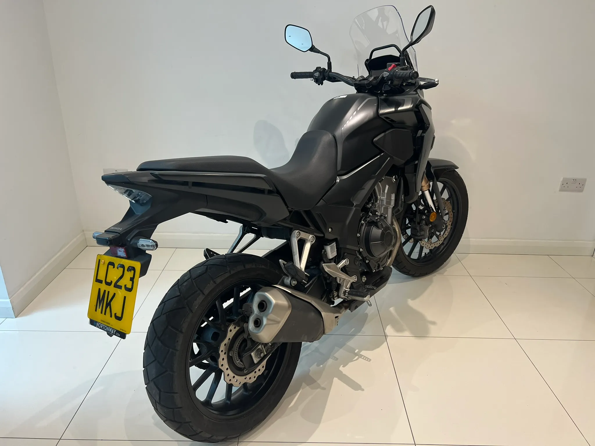 2023 Honda CB500X — detail 8
