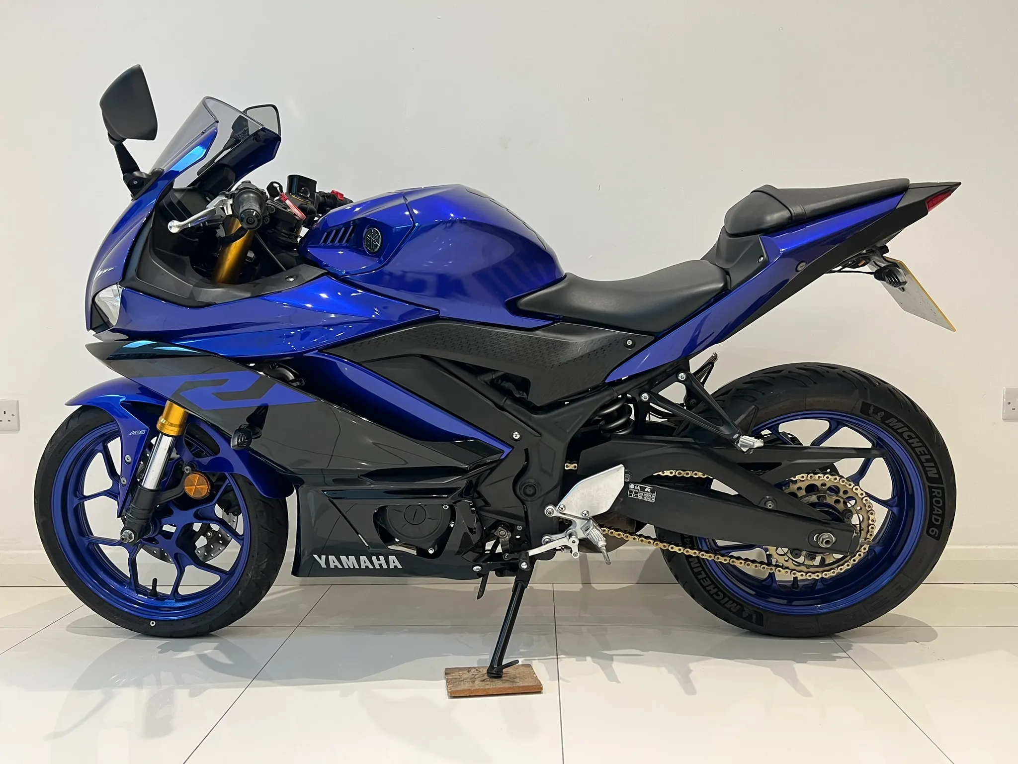 2021 Yamaha R3 300 ABS Euro 4 — detail 2