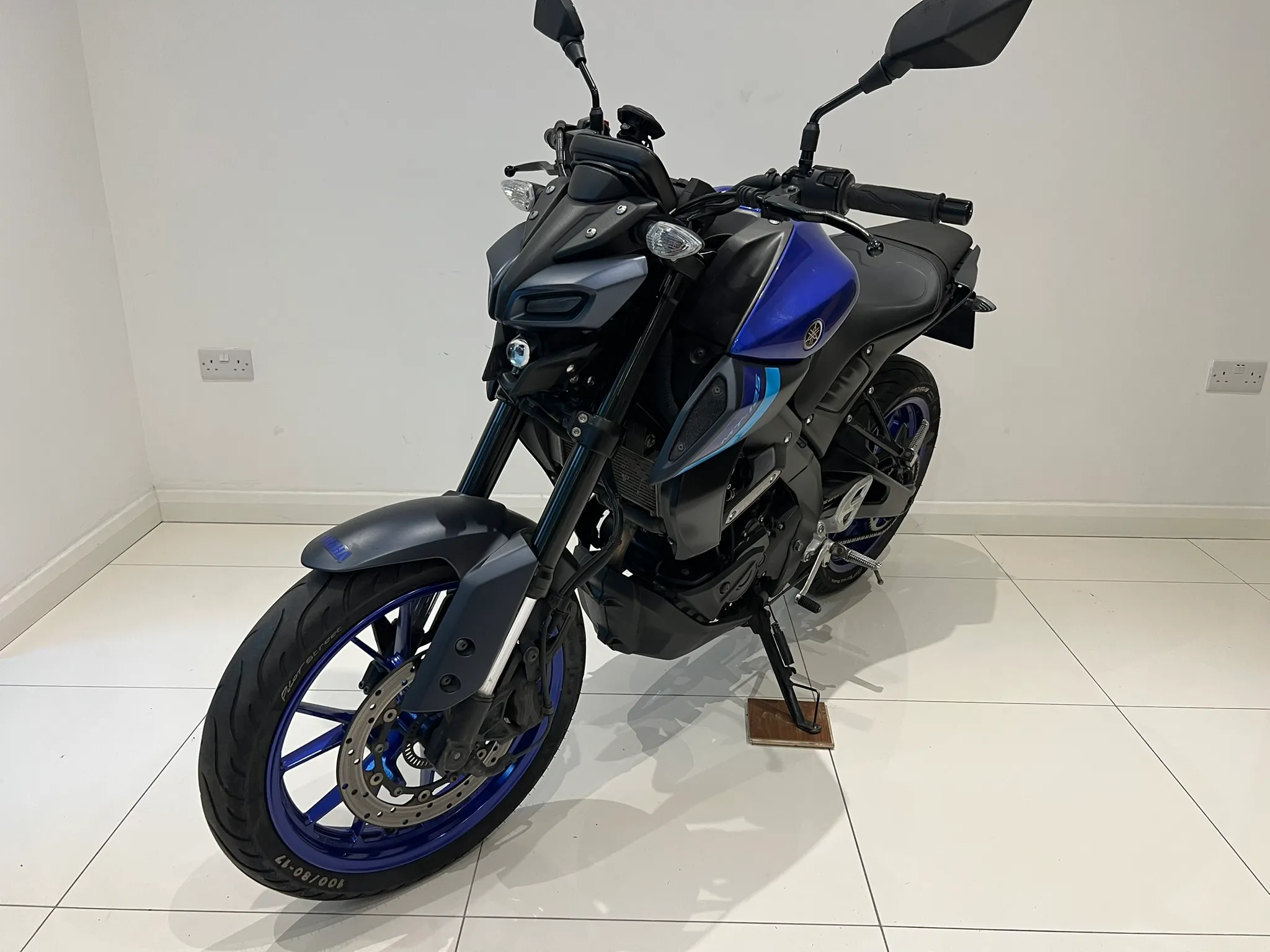 2023 Yamaha MT125 ABS — detail 3