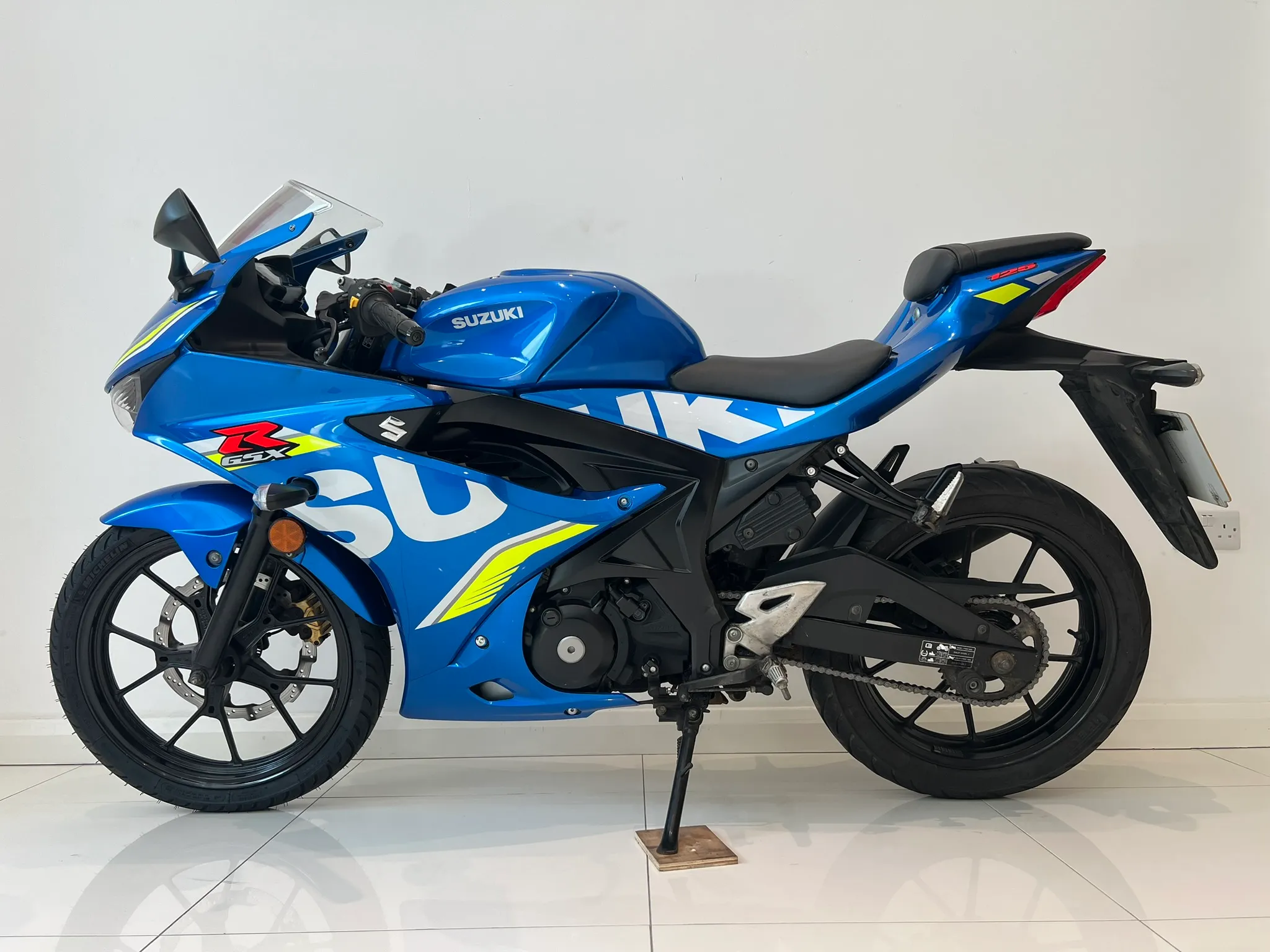 2022 Suzuki GSX-R 125 ABS — detail 2