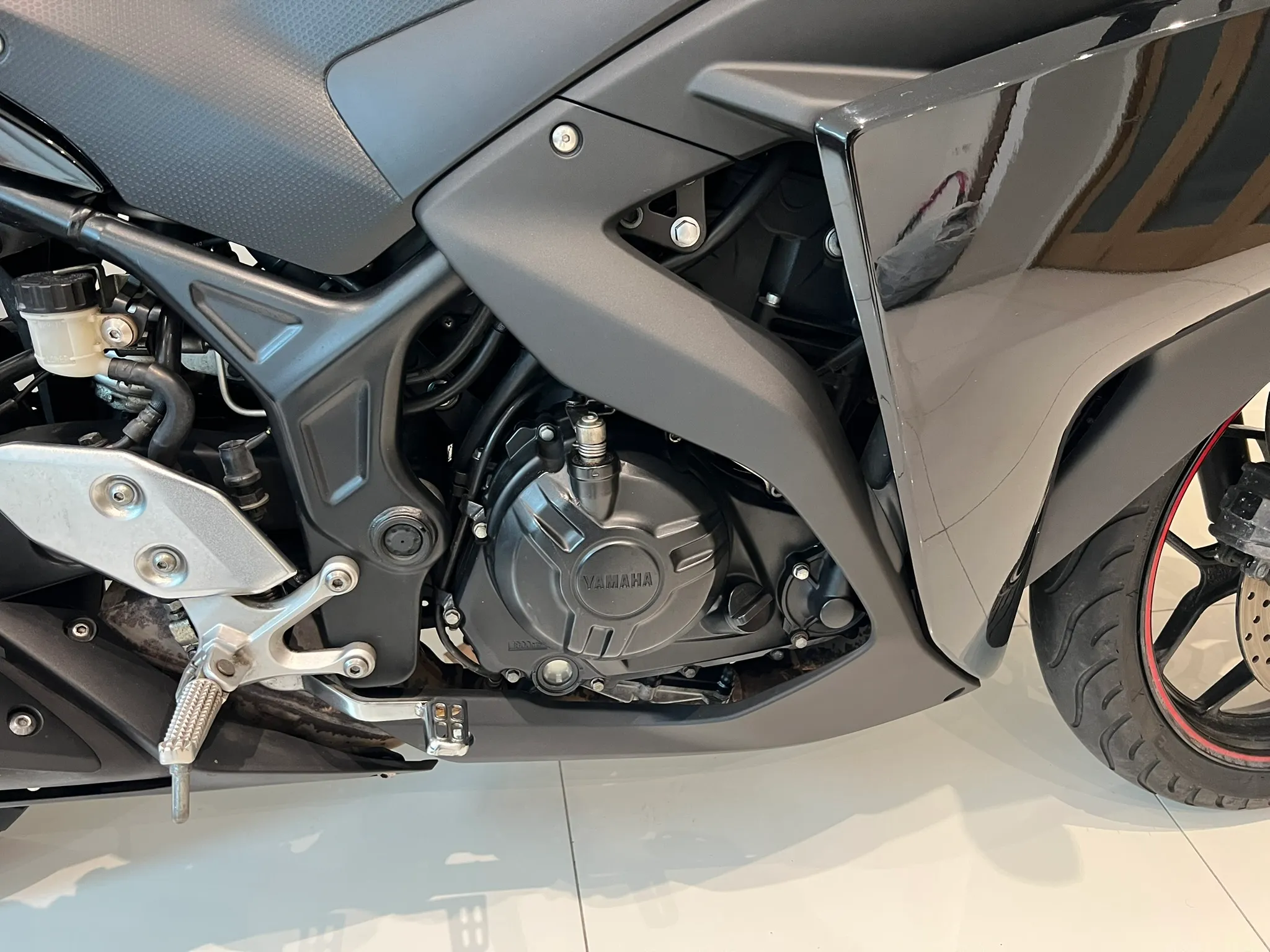 2017 Yamaha YZF R3 ABS — detail 17