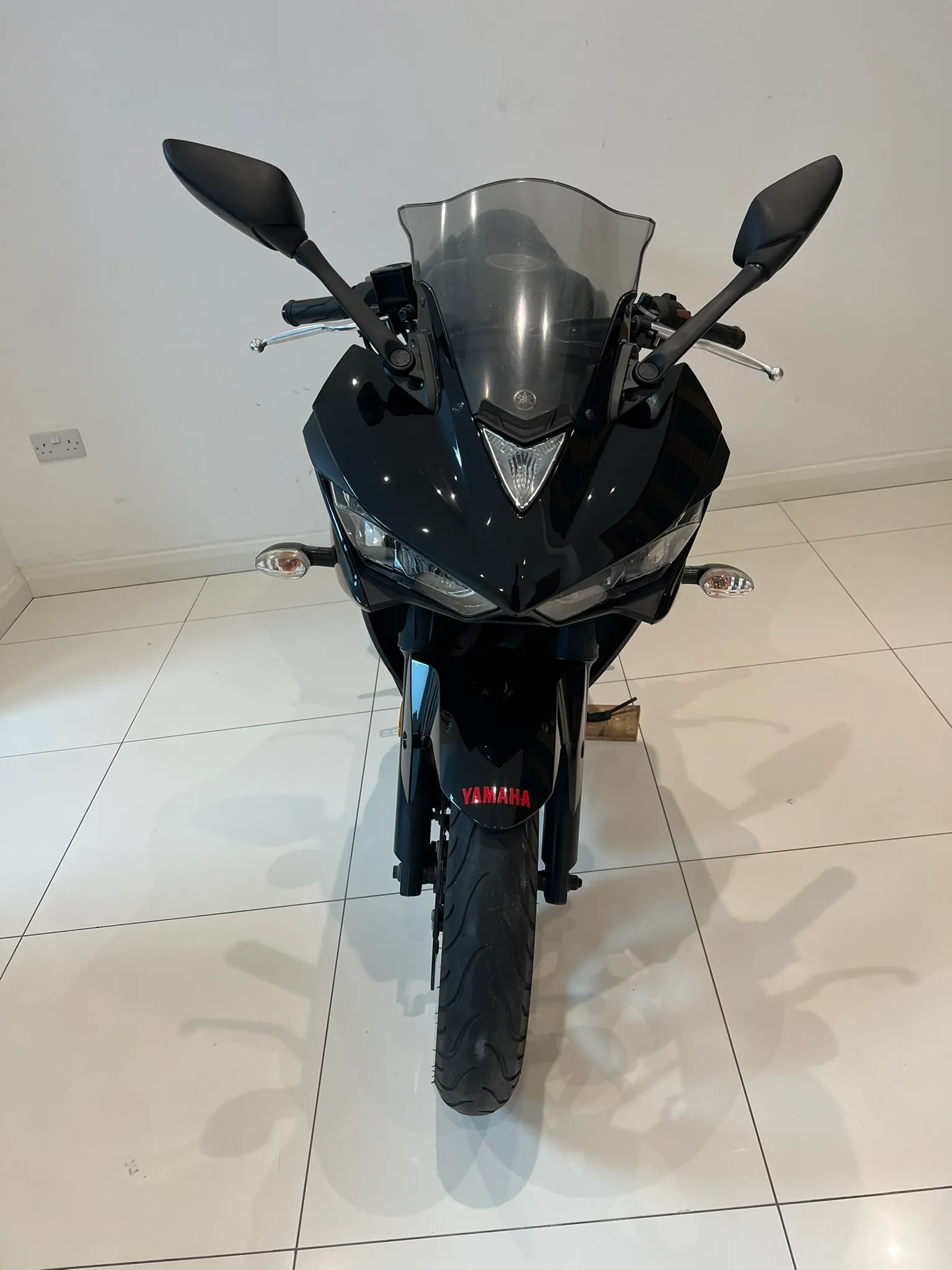 2017 Yamaha YZF R3 ABS — detail 4