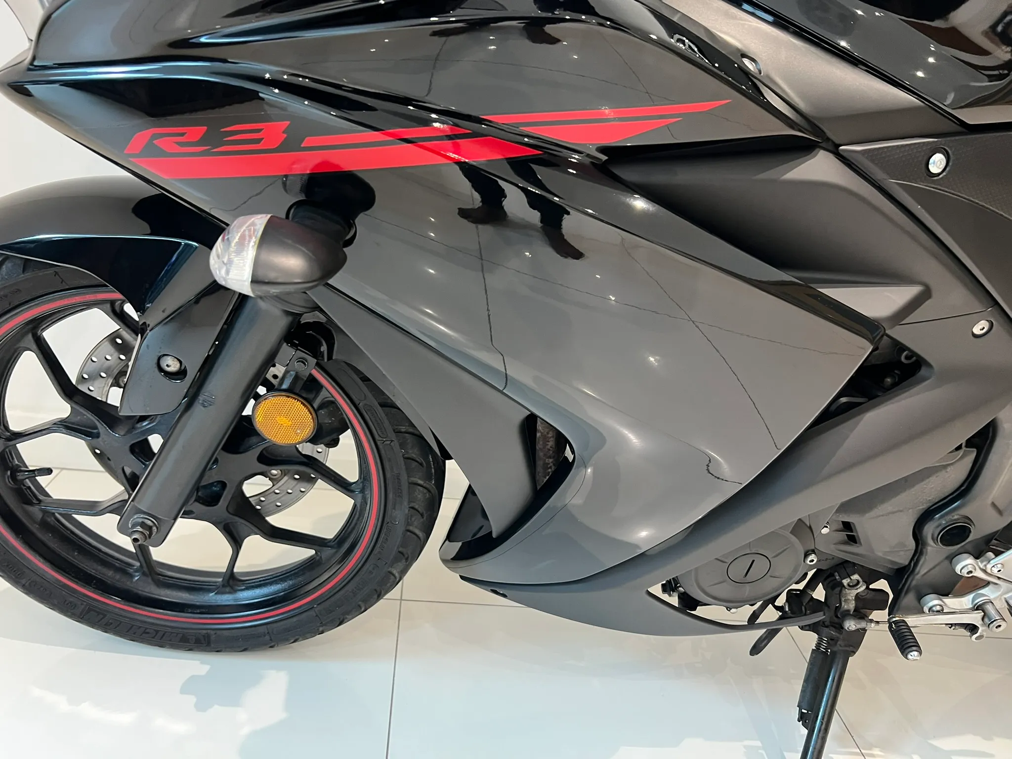 2017 Yamaha YZF R3 ABS — detail 11