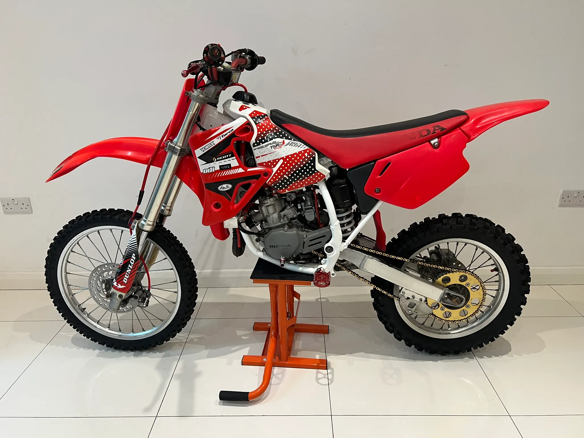 2000 Honda CR80 — detail 1