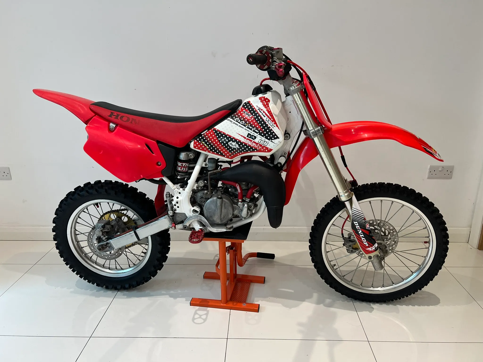 2000 Honda CR80 — primary view