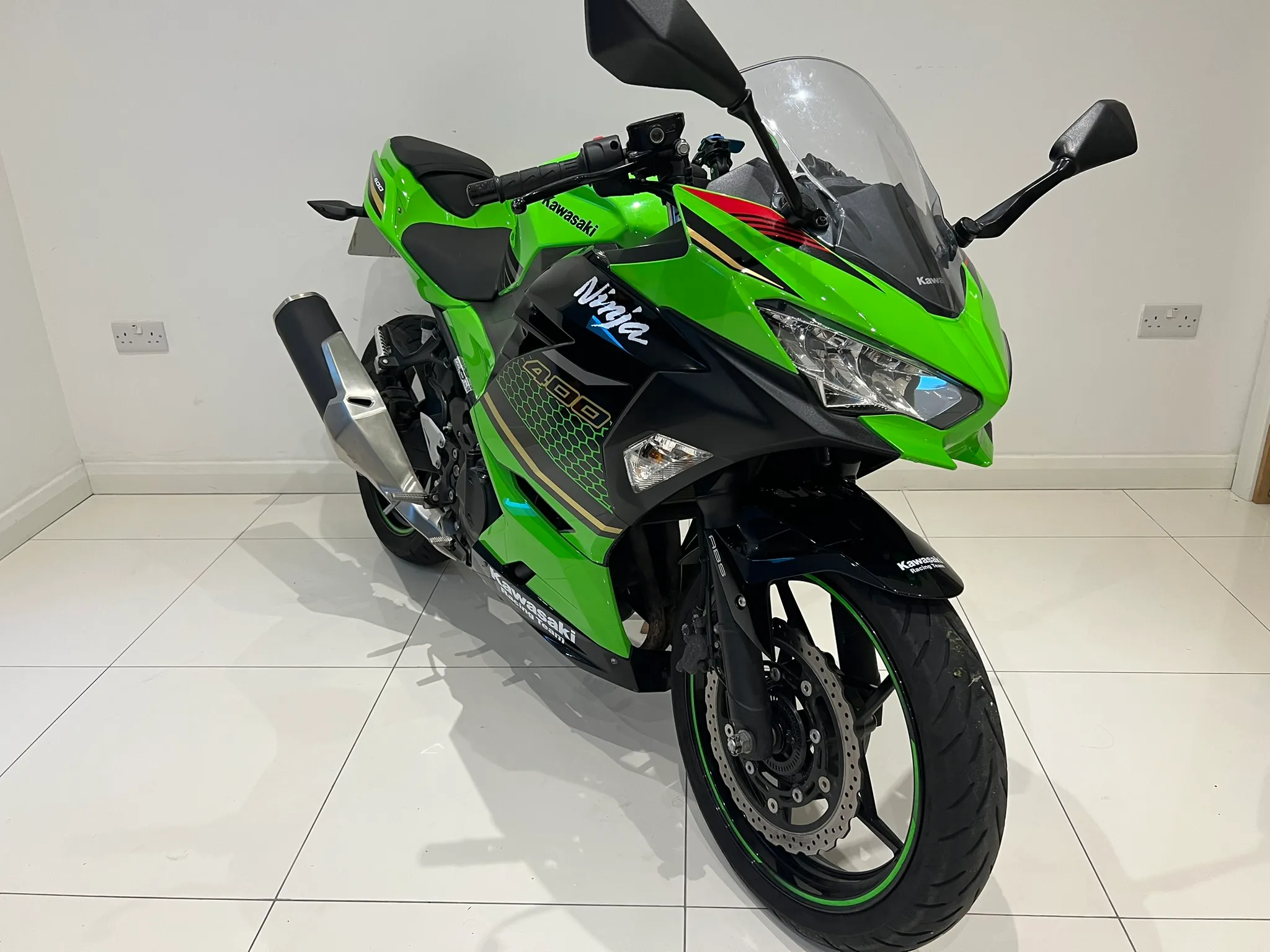 2019 Kawasaki Ninja 400 ABS KRT Edition — detail 3