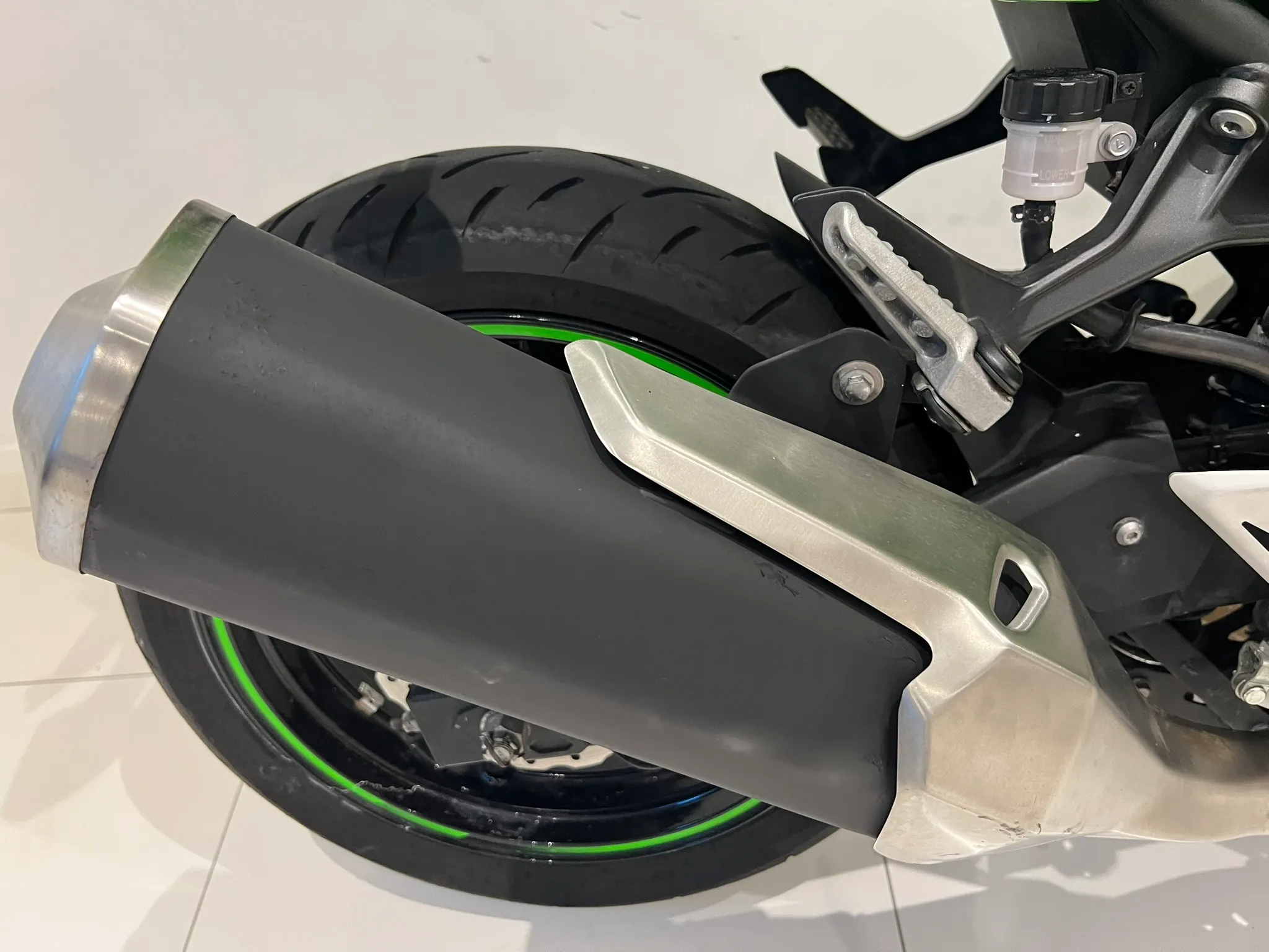 2019 Kawasaki Ninja 400 ABS KRT Edition — detail 20