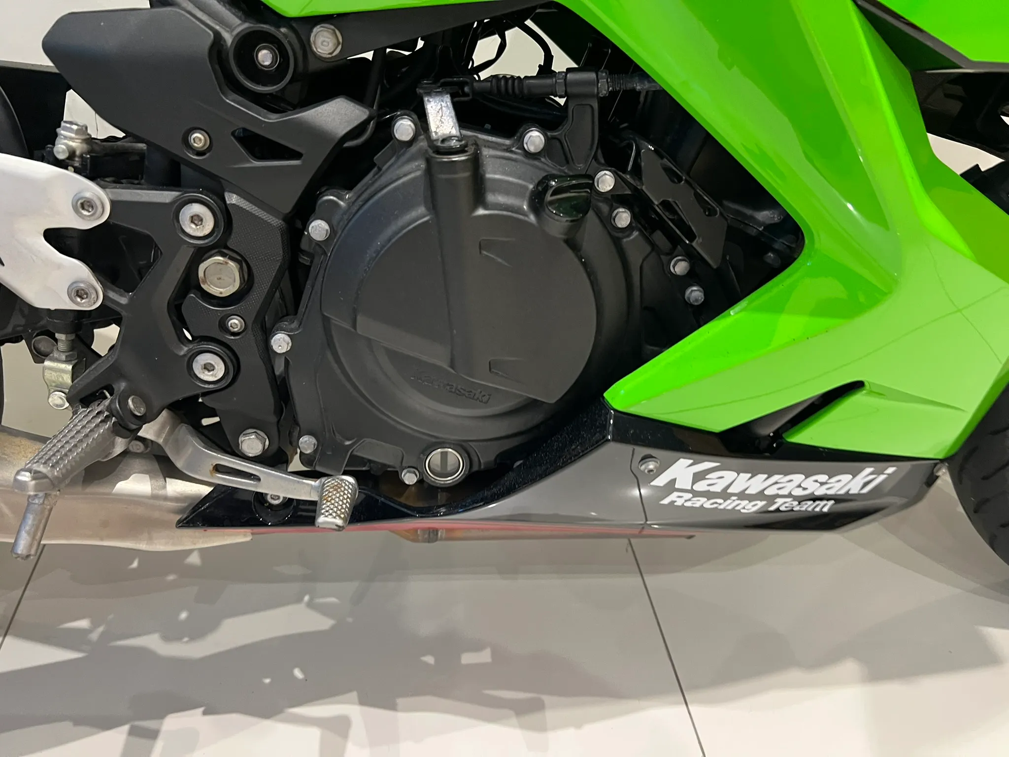 2019 Kawasaki Ninja 400 ABS KRT Edition — detail 19