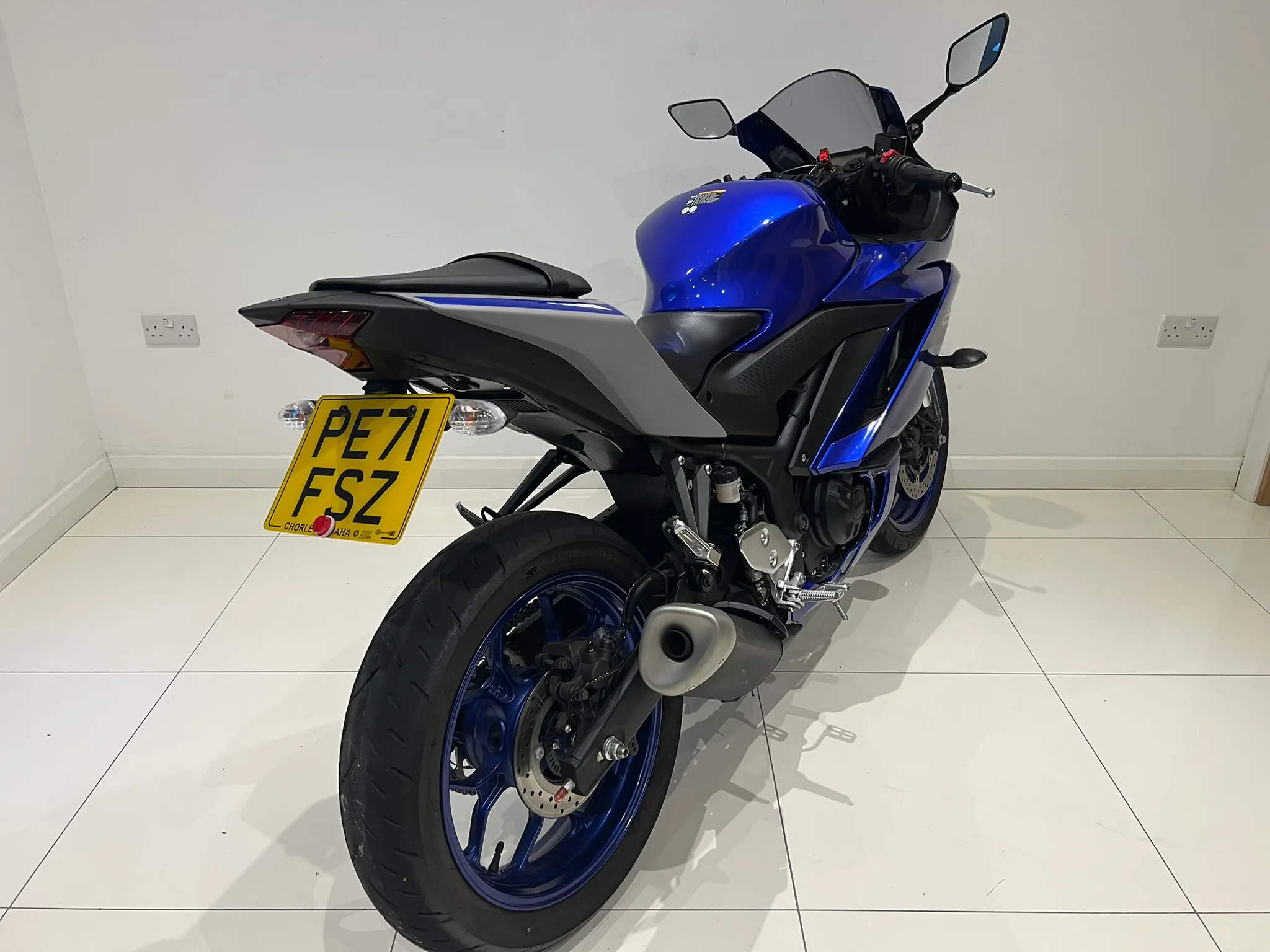 2021 Yamaha YZF R3 ABS — detail 7