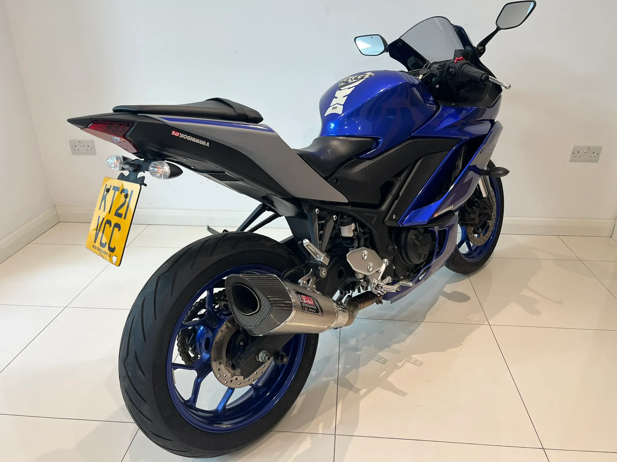 2021 Yamaha R3 ABS — detail 7
