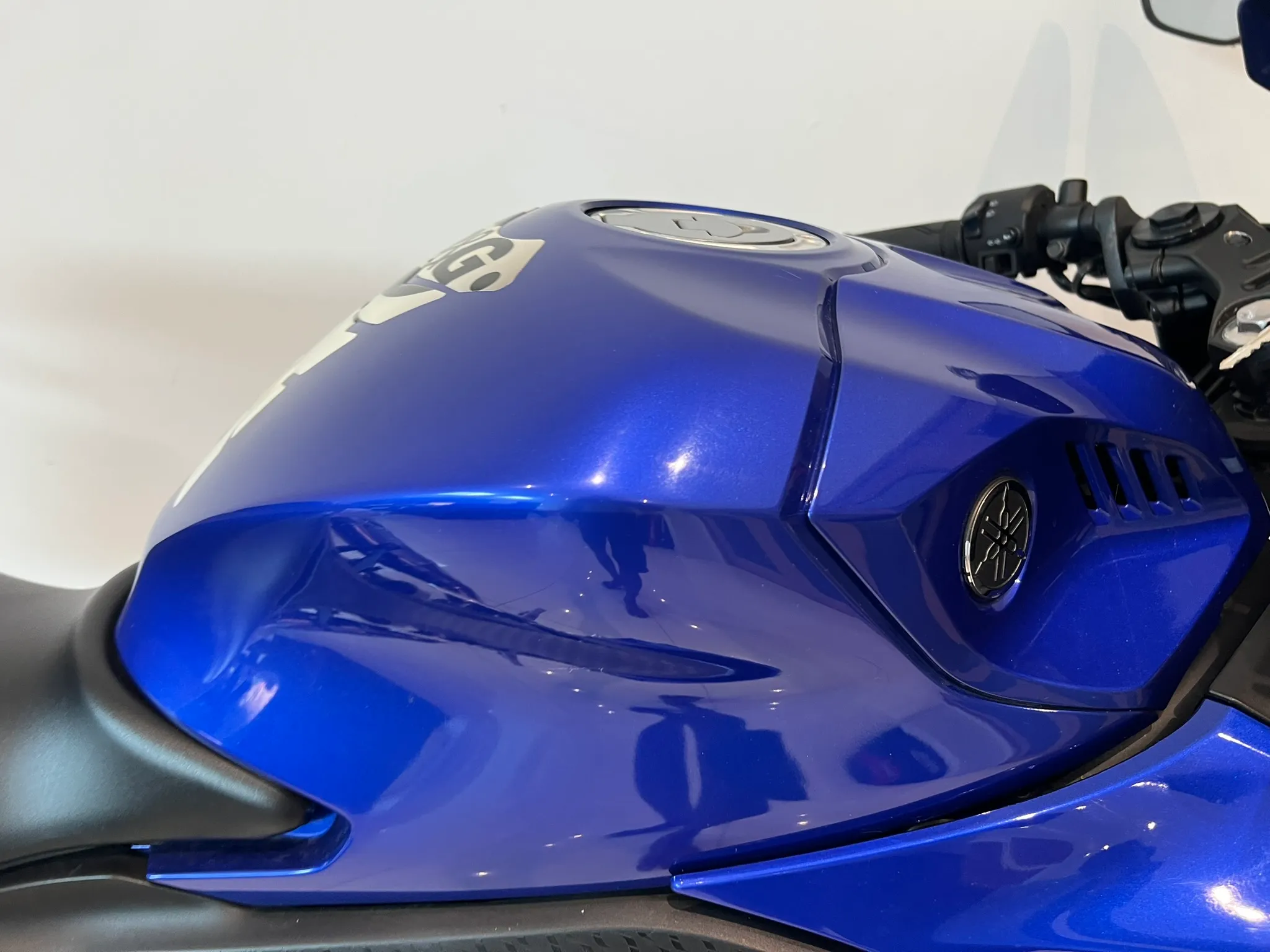 2021 Yamaha R3 ABS — detail 11