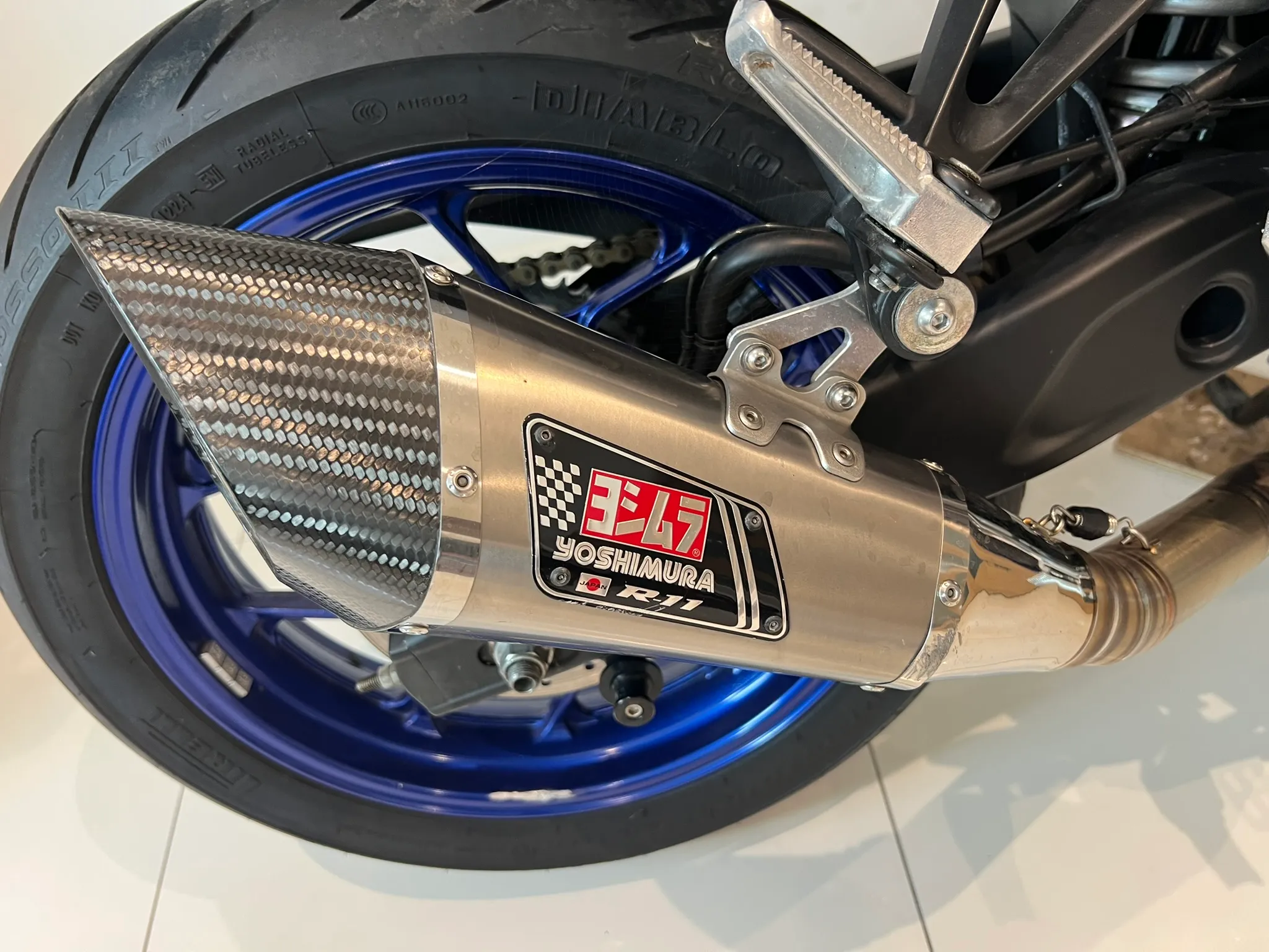 2021 Yamaha R3 ABS — detail 15