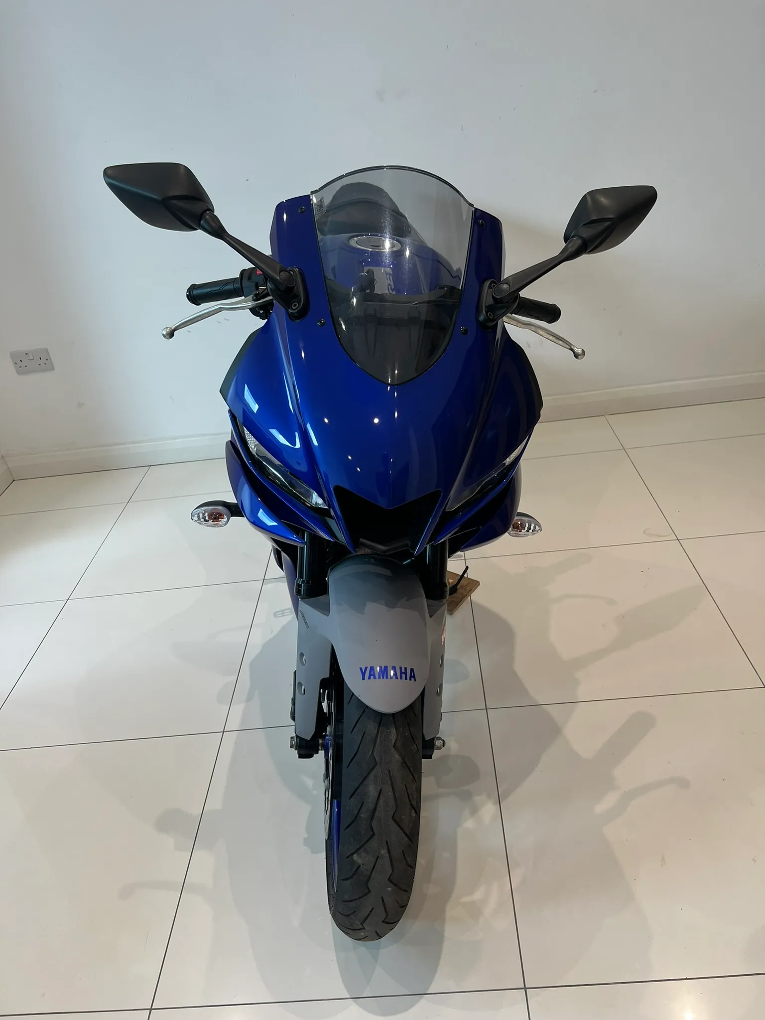2021 Yamaha R3 ABS — detail 4