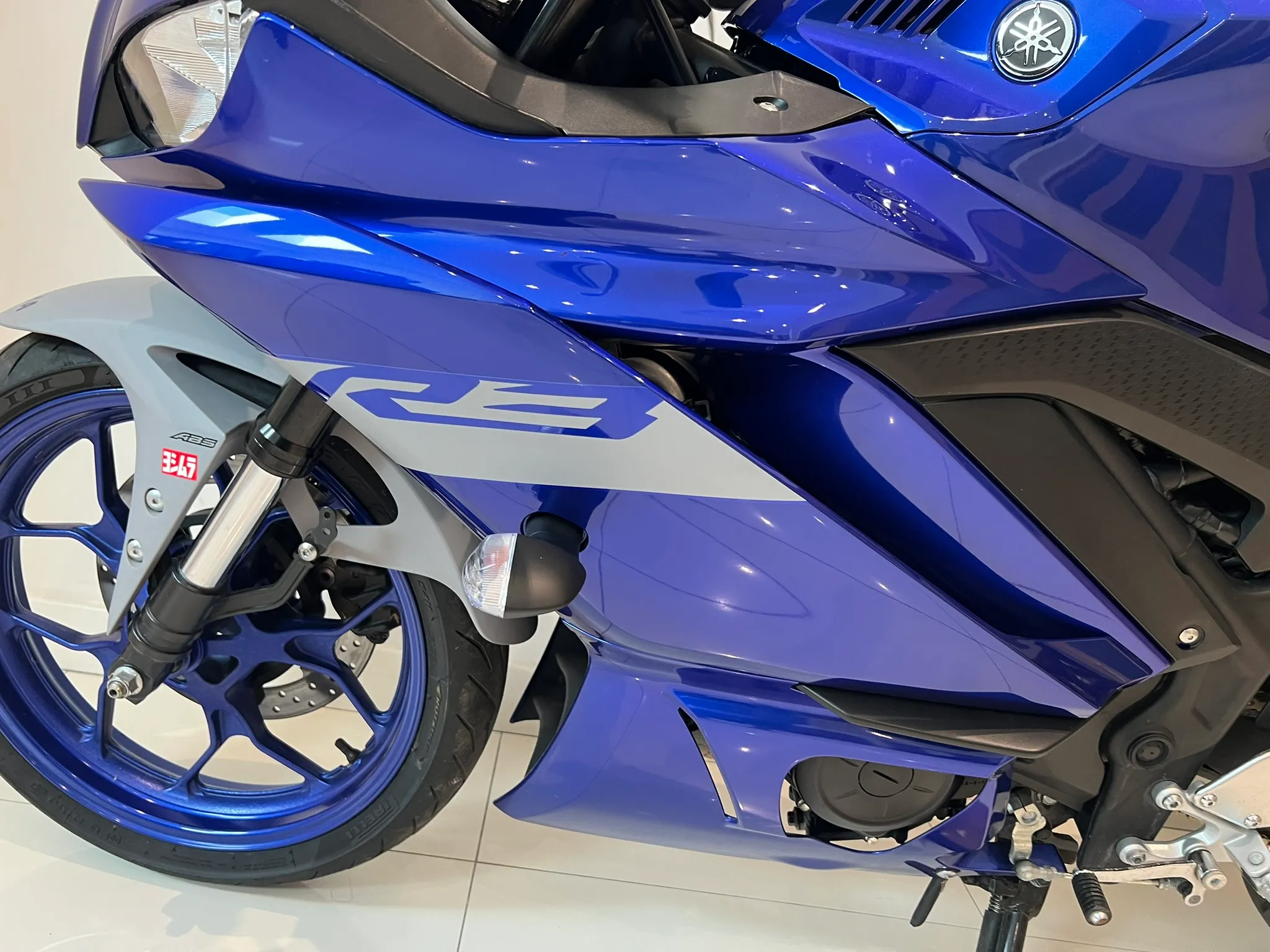 2021 Yamaha R3 ABS — detail 10