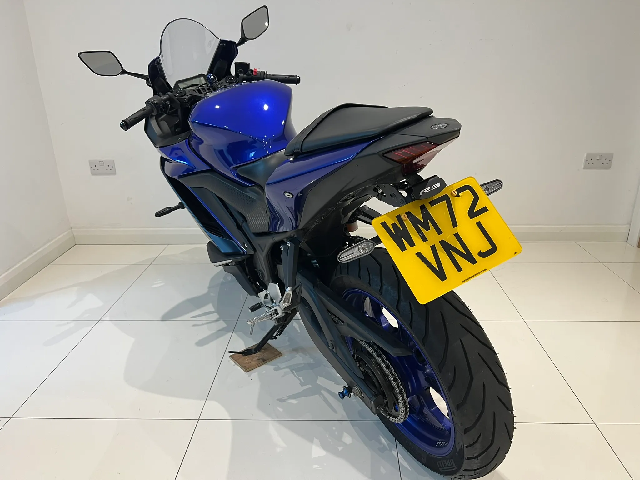 2023 Yamaha YZF-R3 ABS — detail 9