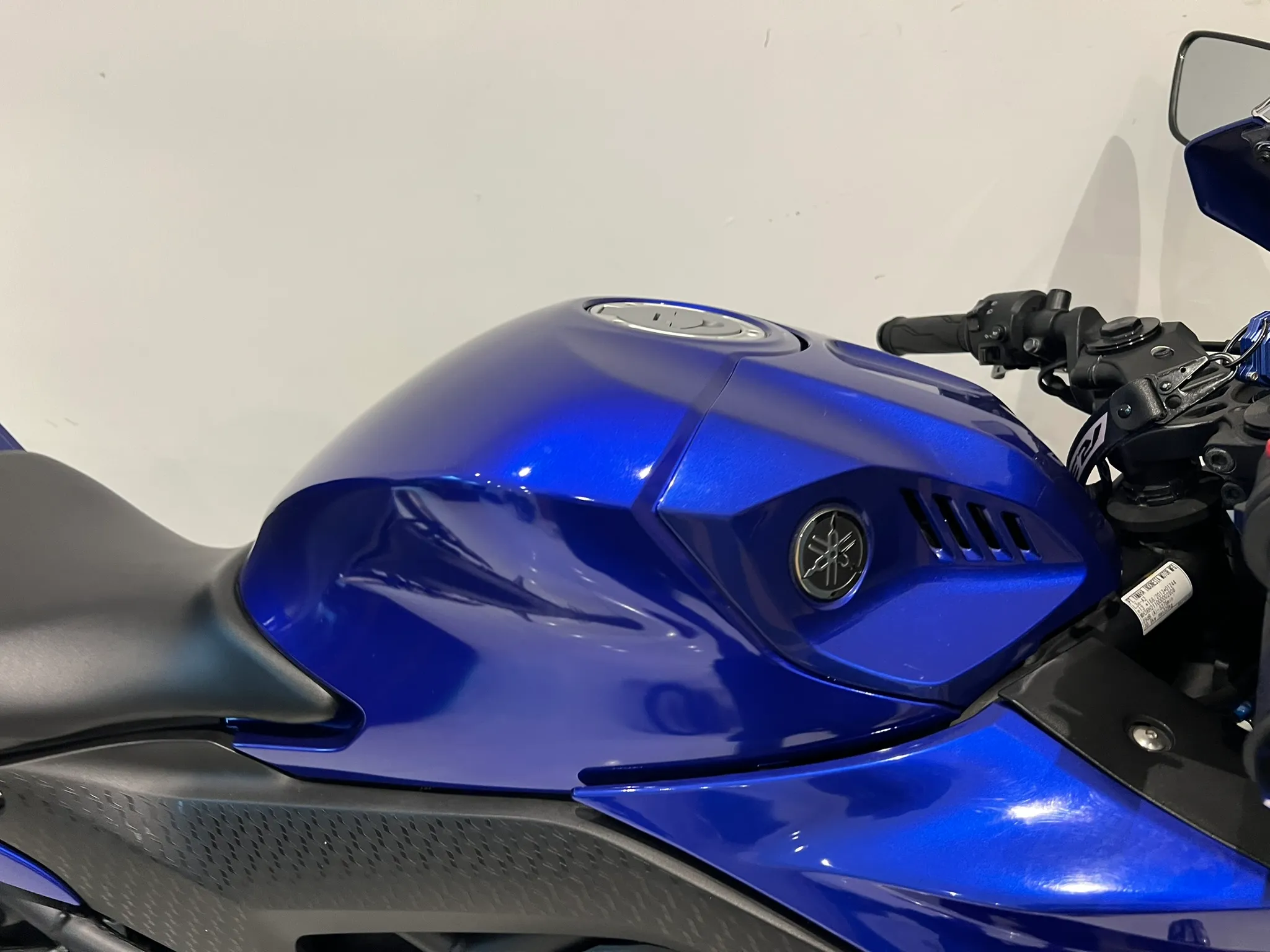 2023 Yamaha YZF-R3 ABS — detail 13