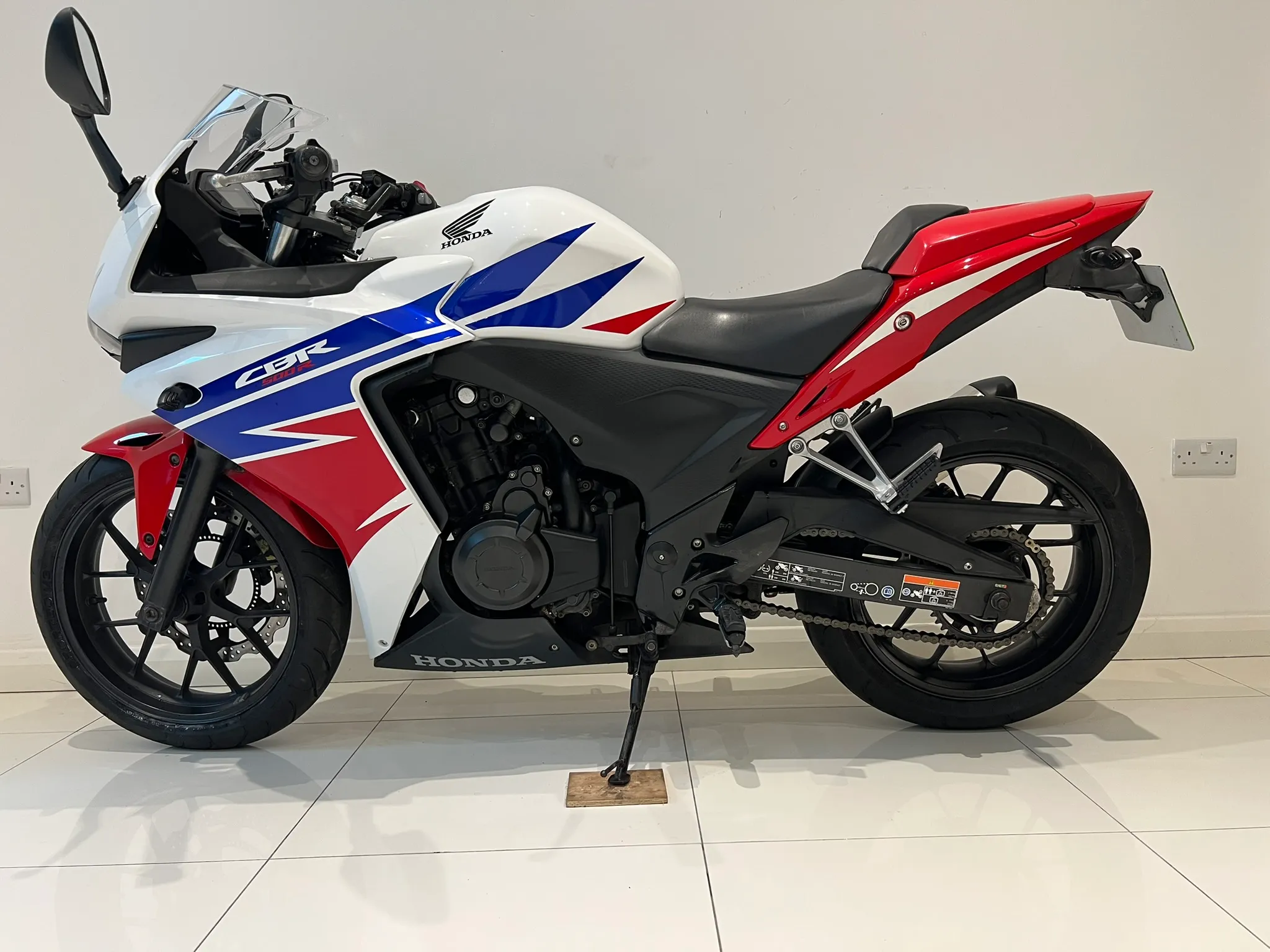 2014 Honda CBR500R — detail 2