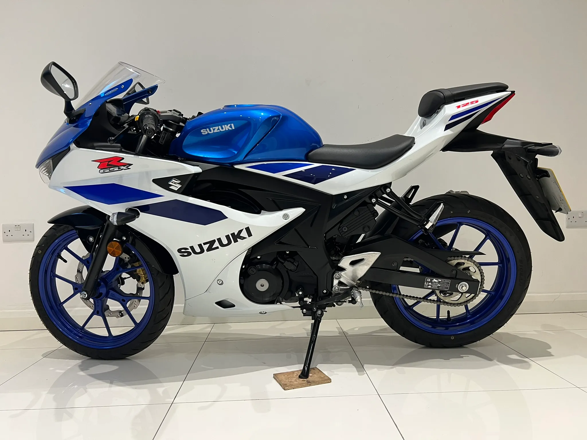 2024 Suzuki GSX-R125 ABS — detail 2