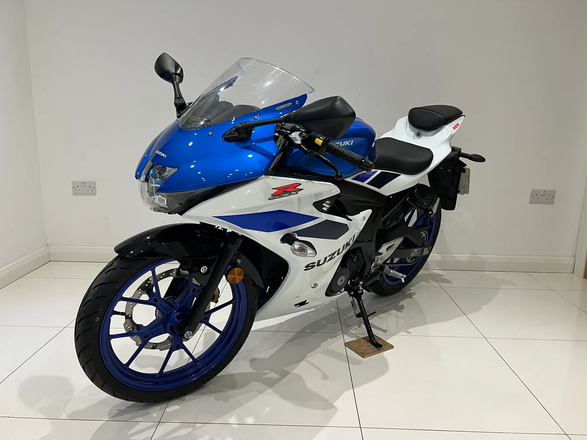 2024 Suzuki GSX-R125 ABS — detail 4