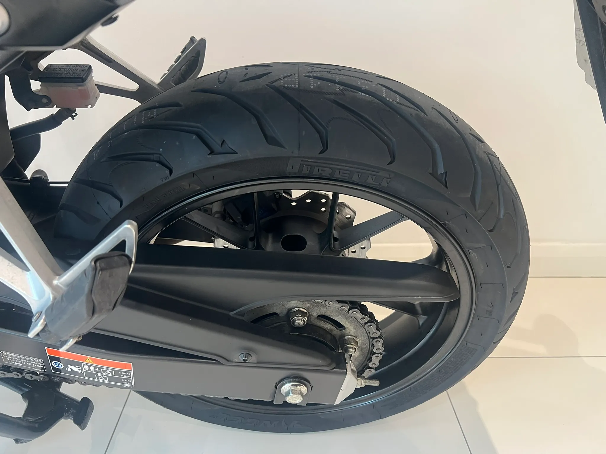 2019 Honda CB500X — detail 16