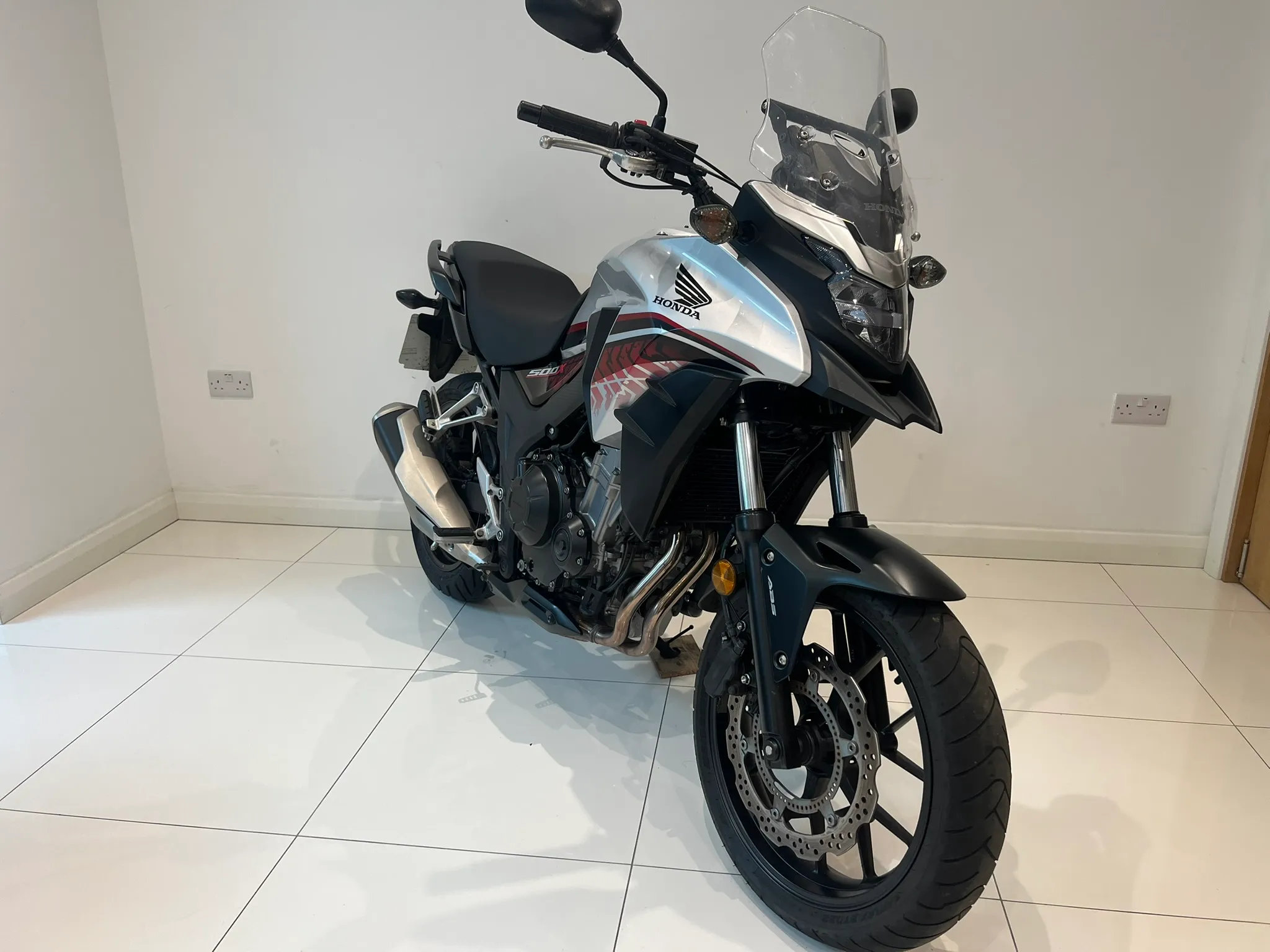 2019 Honda CB500X — detail 3