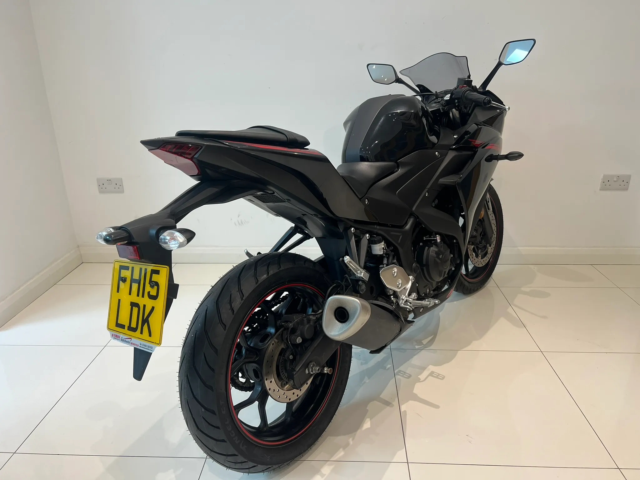 2015 Yamaha YZF-R3 ABS — detail 6