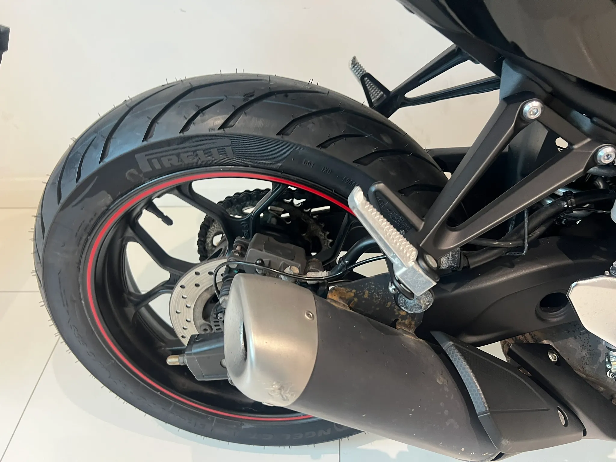 2015 Yamaha YZF-R3 ABS — detail 18