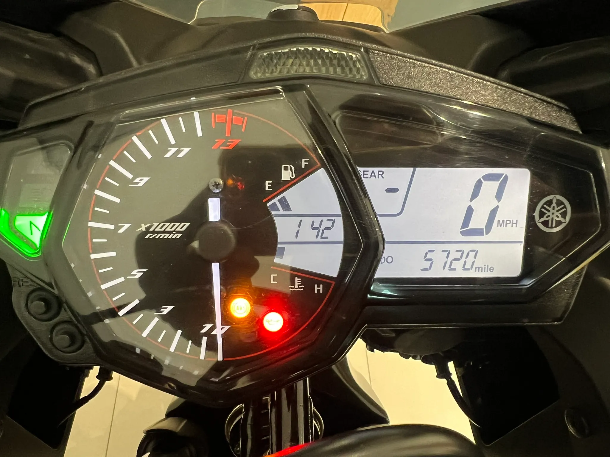 2015 Yamaha YZF-R3 ABS — detail 19