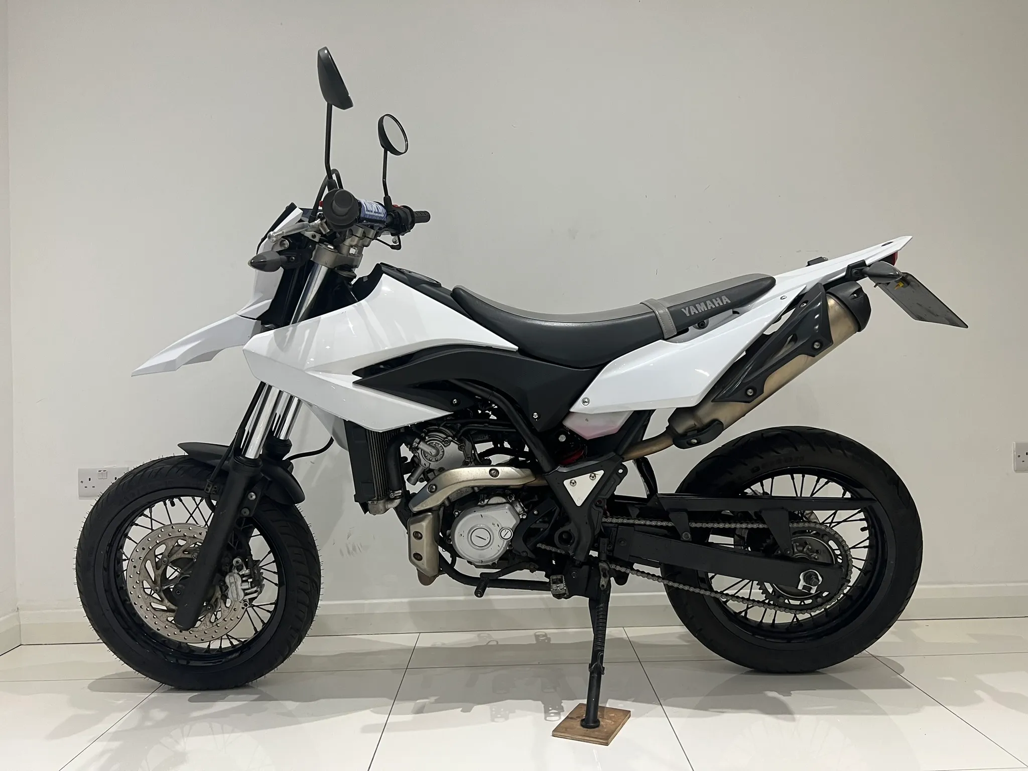 2015 Yamaha WR125X — detail 2