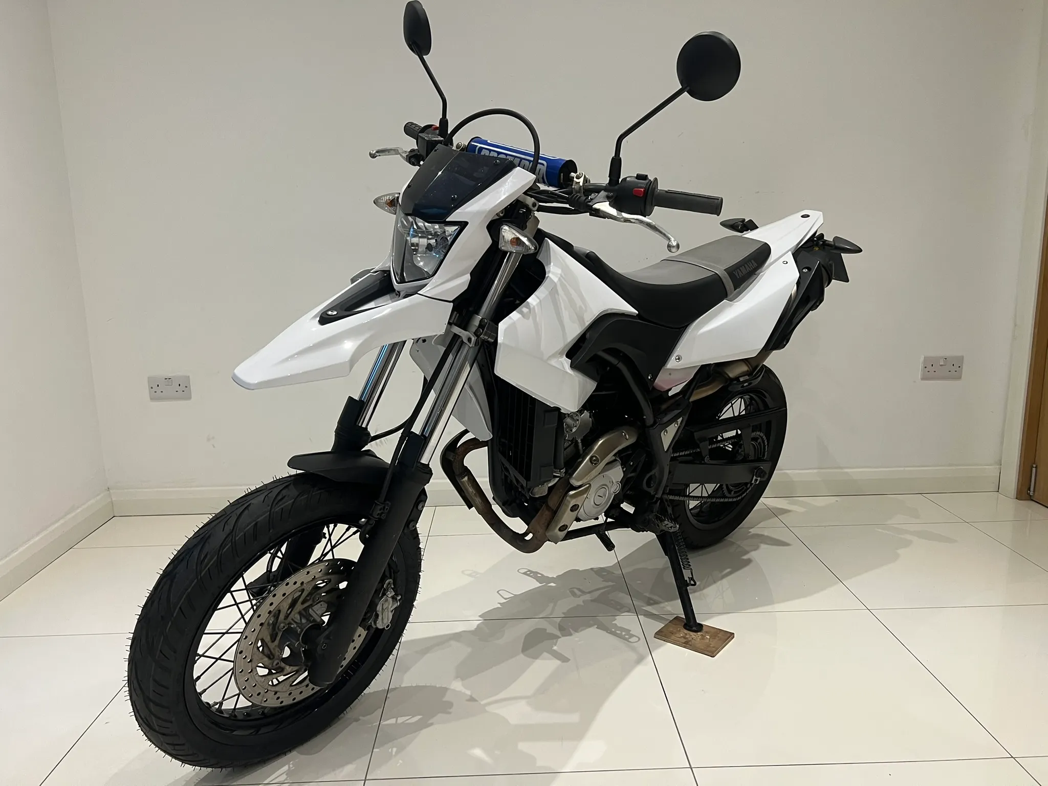 2015 Yamaha WR125X — detail 3
