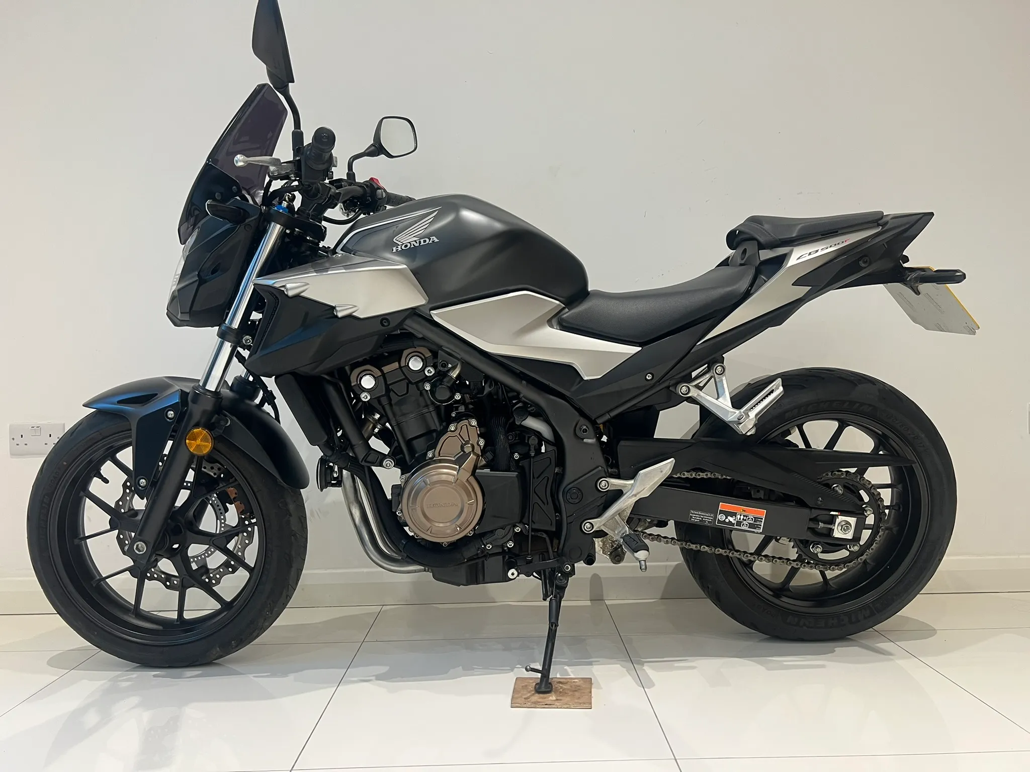 2019 Honda CB500F — detail 2
