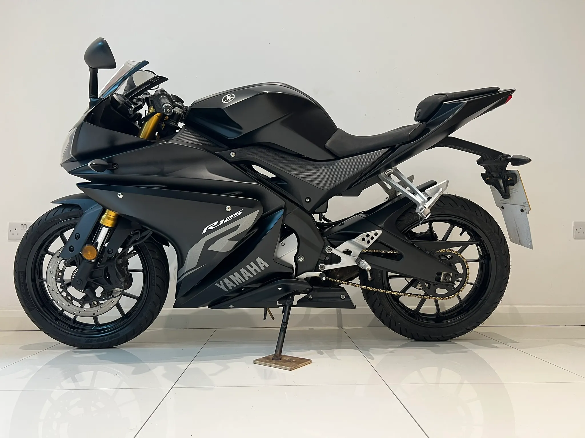 2018 Yamaha YZF-R125 ABS — detail 2