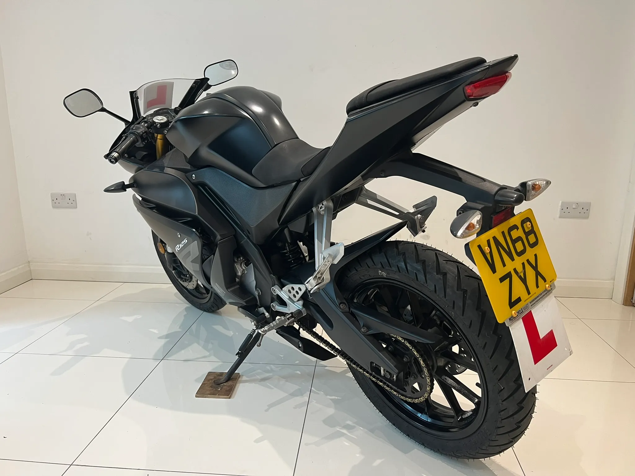 2018 Yamaha YZF-R125 ABS — detail 6